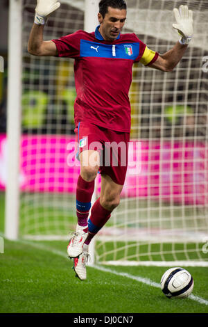 Mailand, Italien. 15. November 2013. Gianluigi Buffon (ITA) Fußball / Fußball: internationale Freundschaftsspiel zwischen Deutschland und Italien 1: 1 im Giuseppe Meazza Stadium in Mailand, Italien. © Maurizio Borsari/AFLO/Alamy Live-Nachrichten Stockfoto