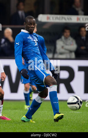 Mailand, Italien. 15. November 2013. Mario Balotelli (ITA) Fußball / Fußball: internationale Freundschaftsspiel zwischen Deutschland und Italien 1: 1 im Giuseppe Meazza Stadium in Mailand, Italien. © Maurizio Borsari/AFLO/Alamy Live-Nachrichten Stockfoto
