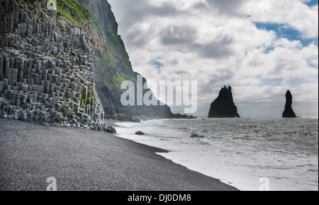 Reynisfjara Felsformationen Stockfoto