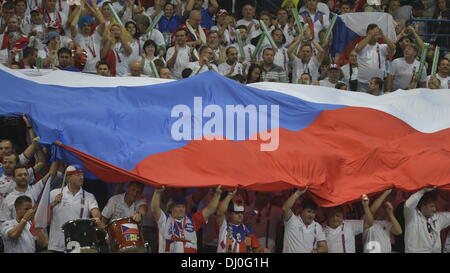 Belgrad, Serbien. 17. November 2013. Tschechischen Fans während die Davis-Cup-Finale-Tennis-Singles match Tschechien Vs Serbia (Radek Stepanek gegen Dusan Lajovic) in Belgrad, Serbien, Sonntag, 17. November 2013. (Foto CTK/Michal Kamaryt/Alamy Live News) Stockfoto