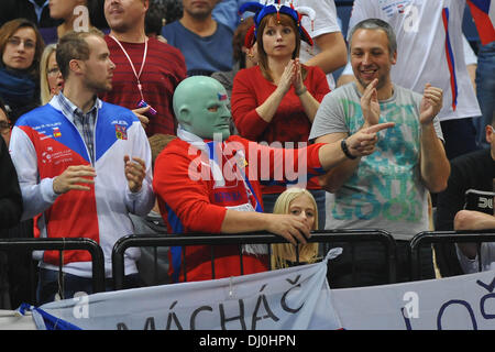 Belgrad, Serbien. 17. November 2013. Tschechischen Fans während der Davis Cup-Finale zwischen Serbien und der Tschechischen Republik. © Aktion Plus Sport/Alamy Live-Nachrichten Stockfoto