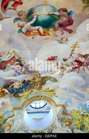 Barocke Wandmalerei in der Karlskirche (Kirche St. Charles), Wien, Österreich Stockfoto