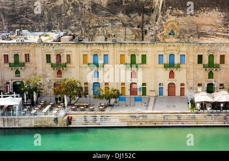 Die Sehenswürdigkeiten von, mit Blick auf, um und auf der Insel Malta: Republik Malta, Malta Mittelmeer Europa Gebäude Stockfoto