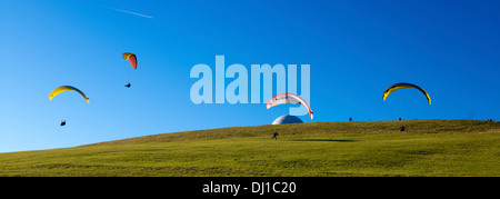 Gleitschirm auf der Wasserkuppe, Rhön, Hessen, Deutschland Stockfoto