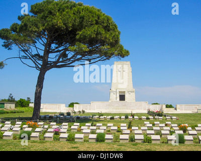 Lone Pine Cemetery in Gallipoli, mit Gräbern der ANZAC Soldaten aus der katastrophalen Dardanelles Kampagne des ersten Weltkrieges Stockfoto