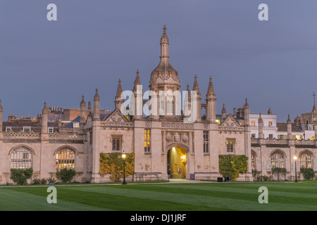 Eingang zum Kings College Cambridge Universität Stockfoto