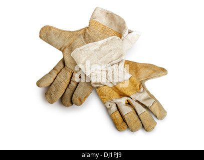 Schmutzig und abgedroschene Paar Canvas und Leder Arbeitshandschuhe auf weißem Hintergrund. Stockfoto