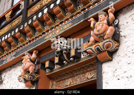 Bhutan, Thimpu Dzong, Detail der bemalte hölzerne Tür Struktur Dekoration Stockfoto