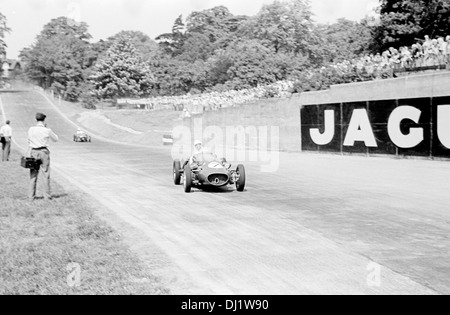 Stirling Moss in der ungeliebten Cooper-Alta-Special racing in Oulton Park, England 10. April 1954. Stockfoto