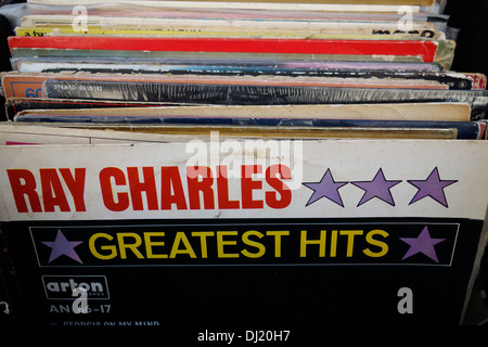 Stapel von LP Vinyl-Schallplatten Stockfoto