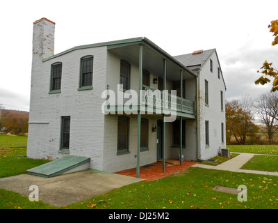 Strickler Familie Bauernhaus genannt wird auf dem NRHP 21. Februar 1991 bei 1205 Williams Road, East York in Springettsbury Township, York County, Pennsylvania. (Auf dem Grundstück von York County Jail in der Nähe der Anlage INS. Es gibt 3 Teile dieses Hauses, die Stockfoto