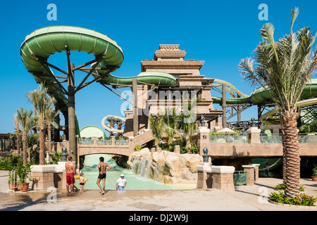Der neue Turm des Poseidon im Aquaventure Wasserpark im Hotel Atlantis auf The Palm Island Dubai Stockfoto