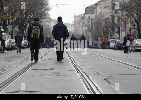 Sofia, Bulgarien; 20. November 2013. Märsche von Universitätsstudenten, Gewerkschaftsmitglieder und Taxifahrer schaffen ein riesiges Verkehrschaos effektiv bringt alles zum Stillstand in der Innenstadt von Sofia zu protestieren. (Credit: Johann Brandstatter / Alamy Live News) Stockfoto