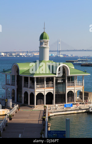 Japan, Yokohama, Minato Mirai, Pukari Pier, Bay Bridge, Hafen, Stockfoto