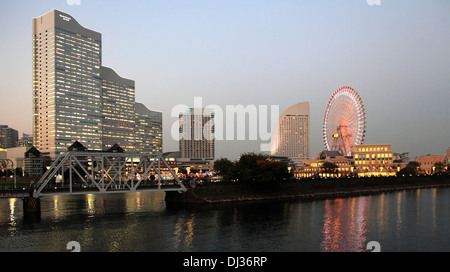 Japan, Yokohama, Minato Mirai, Skyline, Stockfoto