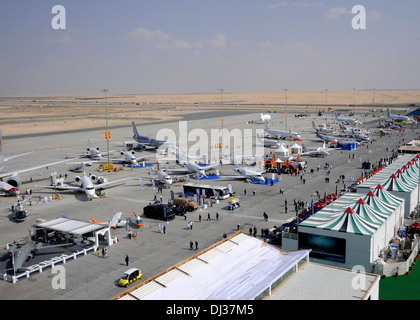 Die fünf-Tage-2013 Auftaktveranstaltung Dubai Airshow Nov. 17 am Dubai World Central Airport in Jebel Ali. Die Vereinigten Staaten beteiligt sich an der Dubai Air Show, ein Engagement für die regionale Sicherheit, für die Flexibilität der Airpower und zu demonstrieren Stockfoto