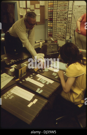 DISPATCHING CENTER FOR DIAL EINE FAHRT FUNK VERSANDT VON TÜR ZU TÜR-BUSSYSTEM IN HADDONFIELD, NEW JERSEY 754 Stockfoto