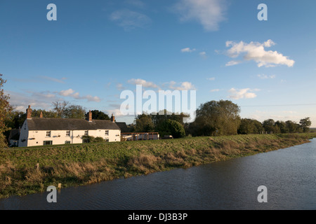 Der Anker im Sutton Gault Fenland Pub und Restaurant befindet sich in der Nähe von Ely Cambridgeshire UK auf der alten Bedord-Stufen Stockfoto