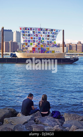 Schiff der Toleranz Segeln in Brooklyn Stockfoto