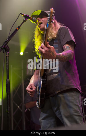 Norfolk, Virginia, USA. 20. August 2012. Gitarrist DUSTIN BUSHNELL die schmutzige Köpfe führt an der NorVa in Norfolk, Virginia © Daniel DeSlover/ZUMAPRESS.com/Alamy Live-Nachrichten Stockfoto