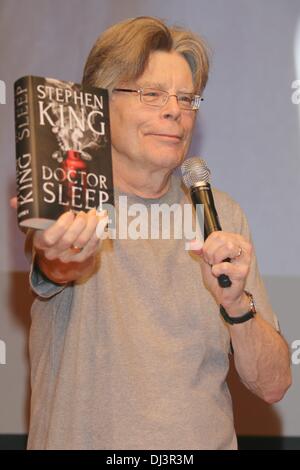 Doctor Sleep By Stephen King - Paperback - Good Condition-499760