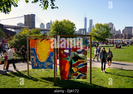 Kunstwerk im Brooklyn Bridge park Stockfoto