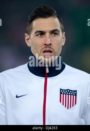 Wien, Österreich. 19. November 2013. USAS Geoff Cameron während der internationalen Fußball Freundschaftsspiel zwischen Österreich und den USA im Ernst-Happel-Stadion in Wien, Österreich, 19. November 2013 zu sehen. Foto: Thomas Eisenhuth/Dpa - News WIRE SERVICE/Dpa/Alamy Live Stockfoto