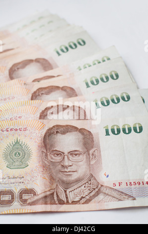 Thailand Währung, thai Baht mit den Bildern des Königs von Thailand hautnah. Stückelung 1000 Baht. Stockfoto