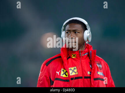 Wien, Österreich. 19. November 2013. Österreichs David Alaba vor das Freundschaftsspiel zwischen Österreich und den USA im Ernst Happel Stadium in Wien, Österreich, 19. November 2013. Foto: Thomas Eisenhuth/Dpa/Alamy Live News Stockfoto