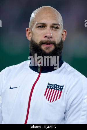 Wien, Österreich. 19. November 2013. Des USAs Tim Howard während das Freundschaftsspiel zwischen Österreich und den USA im Ernst Happel Stadium in Wien, Österreich, 19. November 2013. Foto: Thomas Eisenhuth/Dpa/Alamy Live News Stockfoto