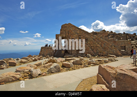 Crest Haus Mt Evans. Die Ruinen der Gebäude befindet sich auf dem Gipfel des Mount Evans in Colorado. Stockfoto