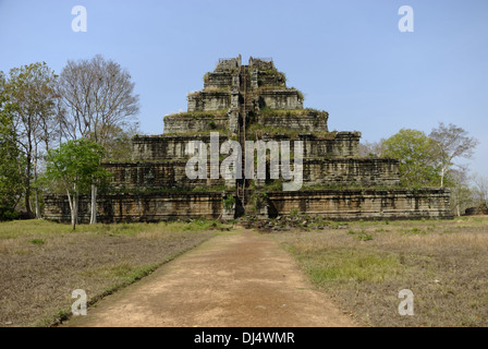 Prasat Thom in Koh Ker Stockfoto