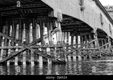 Holzbrücke über den Rhein bei Diessenhofen Stockfoto