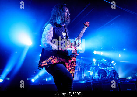 Toronto, Ontario, Kanada. 21. November 2013. Gitarrist KERRY KING von SLAYER, die Durchführung auf der North American Tour KOOL Haus in Toronto. Bildnachweis: Igor Vidyashev/ZUMAPRESS.com/Alamy Live-Nachrichten Stockfoto