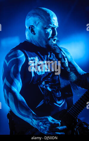 Toronto, Ontario, Kanada. 21. November 2013. Gitarrist KERRY KING von SLAYER, die Durchführung auf der North American Tour KOOL Haus in Toronto. Bildnachweis: Igor Vidyashev/ZUMAPRESS.com/Alamy Live-Nachrichten Stockfoto