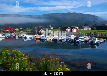 Der Hafen von Nesna Stockfoto