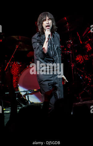 Mailand Italien. 20. November 2013. Die schottische alternative-Rock-Band PRIMAL SCREAM führt live im Music Club Alcatraz Credit: Rodolfo weitertransferiert/Alamy Live News Stockfoto