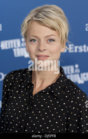 Isabell Gerschke bei einem Photocall zu ARD TV-Serie "Heiter Bis Toedlich" in den Briese Studios. Hamburg, Deutschland - 11.07.2012 Stockfoto