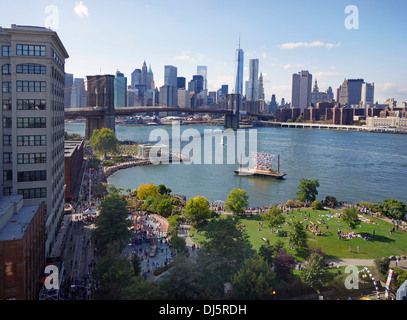 Janes Karussell im Brooklyn Bridge Park Stockfoto