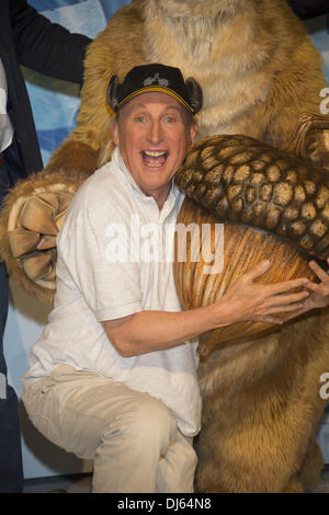 Otto Waalkes bei Pressekonferenz für Sid es erste Show "Ice Age Live! Ein Mammutiges Abenteuer "am Kehrwieder Theater. Hamburg, Deutschland - 05.09.2012 Stockfoto