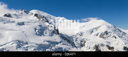 Panorama von den Gipfeln des Dome du Gouter, Französische Alpen, Mont Maudit und Mont Blanc. Stockfoto