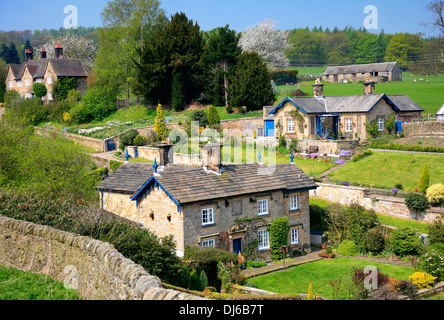 Edensor Dorf, Chatsworth Estate, Derbyshire Dales, Peak District National Park, England, Uk Stockfoto