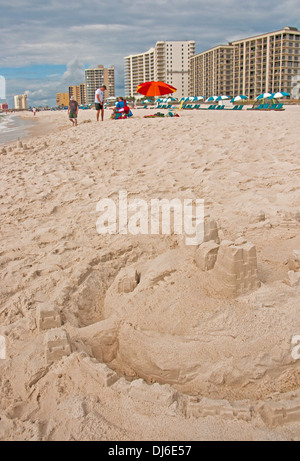 Sandburg auf Orange Beach in Alabama Gulf Coast. Stockfoto