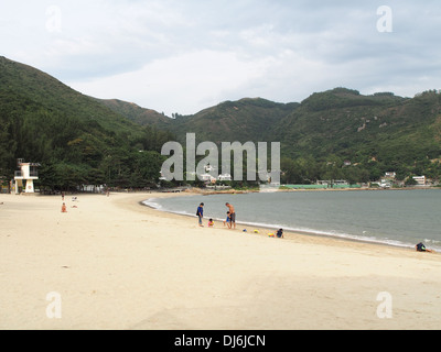 Eine Ansicht von Silvermine Beach in Mui Wo auf Lantau Insel Hong Kong Stockfoto