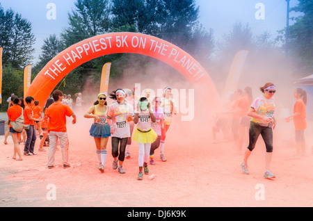 Die 5k Farbe laufen, Vancouver, August 2013. glücklichste 5k auf dem Planeten Stockfoto