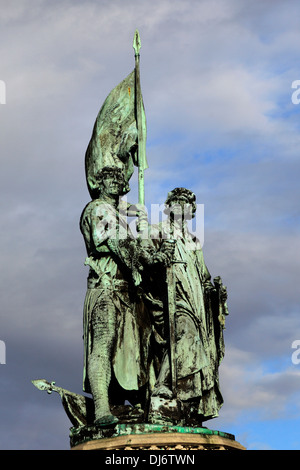 Die Jan Breydel und Peter De Conik Statue, Marktplatz, Brügge City, West-Flandern, belgischen Region Flandern. Stockfoto