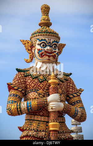 Gigantische Statue im Thai-Stil in Udonthani Stockfoto