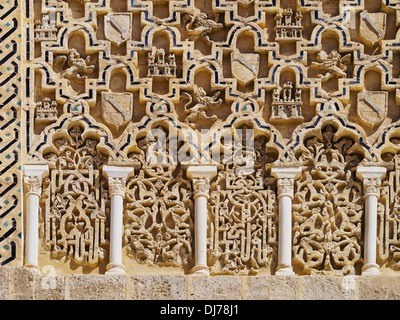 Reales Alcazares in Sevilla - Residenz entwickelte sich aus einem ehemaligen maurischen Palast in Andalusien, Spanien Stockfoto