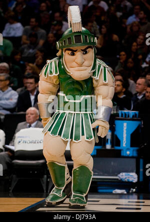 Brooklyn, New York, USA. 22. November 2013. Michigan State Maskottchen '' Sparty'' während der Trainer Vs Classic Krebs an der Barclays Center in Brooklyn New York. Bildnachweis: Csm/Alamy Live-Nachrichten Stockfoto