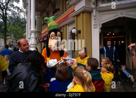 Paris Frankreich Eurodisney Goofy Autogramme Stockfoto